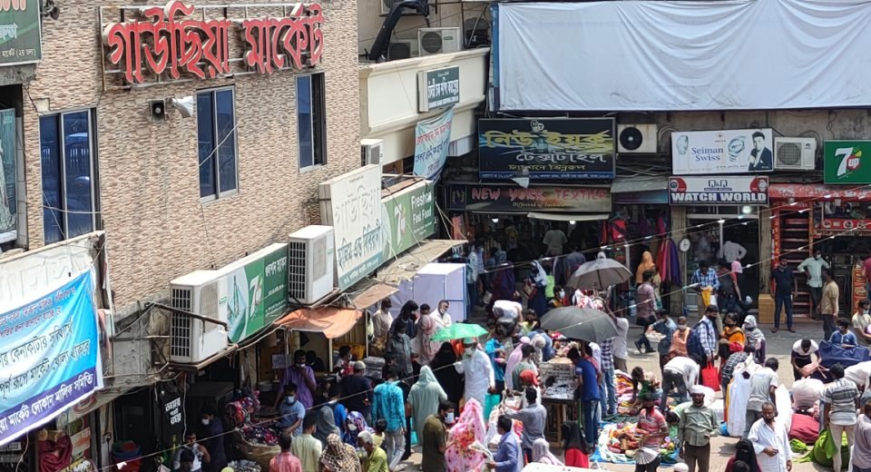 Gausia Market: Bangladesh’s Timeless Treasure Trove for Bargain Hunters