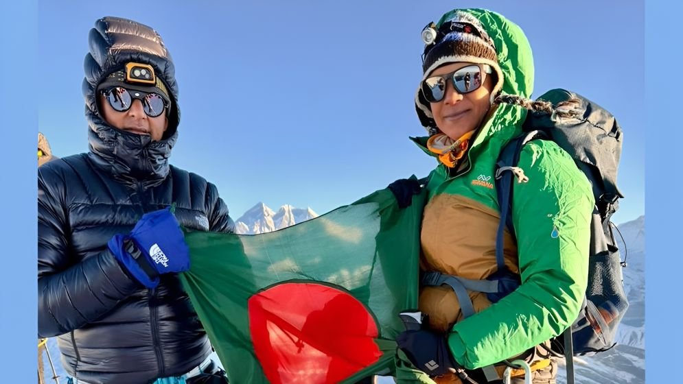 Two Bangladeshi Climbers Conquer Nepal’s Mera Peak