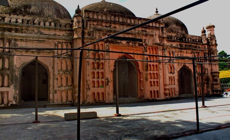 Jinn Mosque: Mystical Legend from Mughal Period