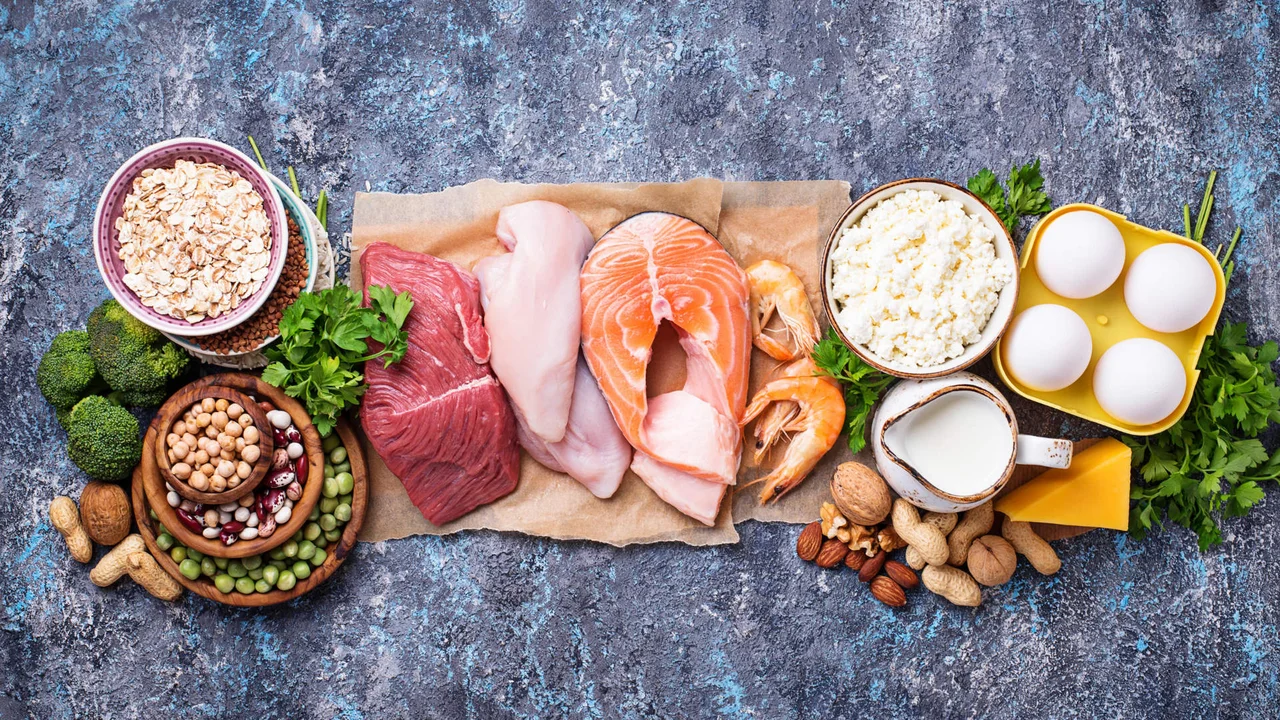 Bangladesh Government Plans Affordable Milk, Eggs, and Meat for One Million Families During Ramadan