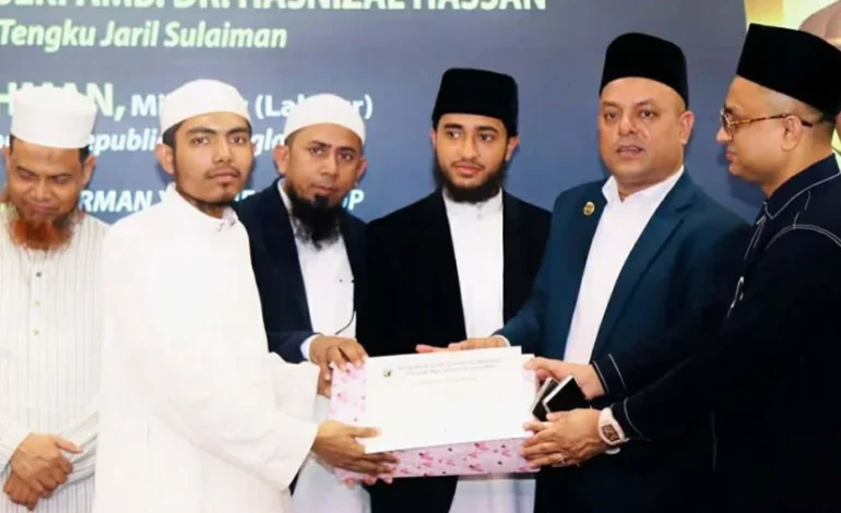 Bangladesh’s Hafez Ibrahim Sheikh Wins First Place at International Quran Competition